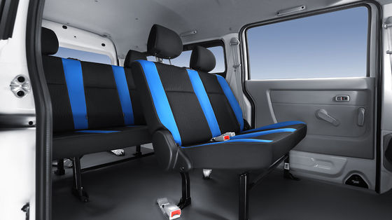 2023 الإصدار القياسي سيارة ركاب كهربائية نقية مصغرة مع 238 كيلومتر مدى وباب انزلاق لسهولة على