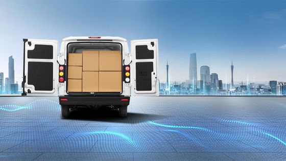 سعة حمولة فائقة 6m3 حجم مع 220N.m عزم RWD نموذج Farizon Xingxiang V جديدة طاقة شاحنة