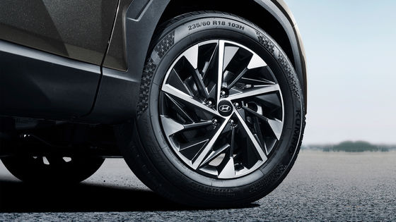 أحدث سيارات هيونداي الفاخرة من طراز فيف غاز / بنزين سيارة شاحنة متعددة الطرق سيارة كهربائية هجينة جديدة هيونداي توكسون L