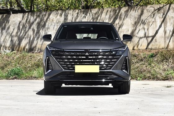 2024 تشانغان UNI-Z سيارة كهربائية هجينة قابلة للشحن بمدى 1200 كم