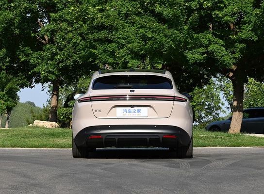 سيارات طاقة جديدة في المخزون مع ألوان كافية 2024 نيو ET5T ويلاي السيارات الكهربائية 75kwh 200km/h سيارة عالية السرعة