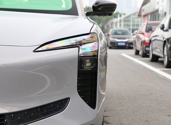 مركبة كهربائية نقية الصين العلامة التجارية الشهيرة هونغ تشي إيه إتش7 2024 600 كم برو مع 600 كم المدى الطويل و 4 أبواب / 5 مقاعد سيدان