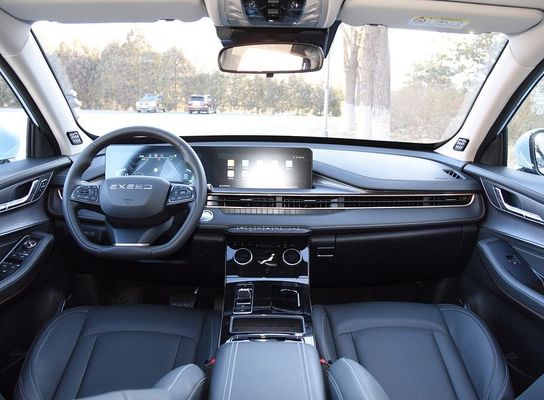 سيارة الكلاسيكية EXCEED الهجينة 2023 في تشيري EXCEED ET-i 1.5T 156 حصان L4 + 125محرك كهربائي 180 كم / ساعة سرعة قصوى 0-100 كم / ساعة في 7 ثانية