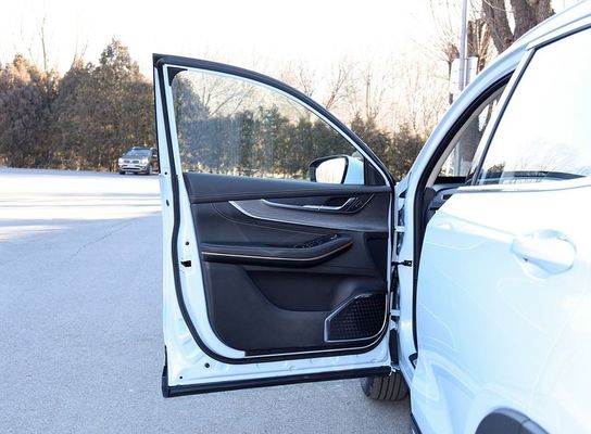 سيارة الكلاسيكية EXCEED الهجينة 2023 في تشيري EXCEED ET-i 1.5T 156 حصان L4 + 125محرك كهربائي 180 كم / ساعة سرعة قصوى 0-100 كم / ساعة في 7 ثانية