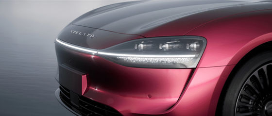 مبيعات مسبقة هواوي & BAIC ستيلاتو S9 سيارة كهربائية نقية 4 باب/5 مقعد سيدان 214km/h السرعة القصوى 227kw محرك القوة سيارة نيو إيف