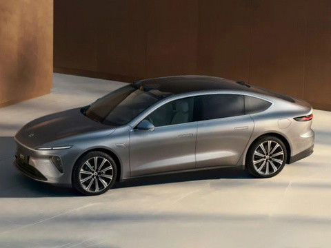 مركبات الطاقة الجديدة 2024 Nio ET7 Weilai المركبات الكهربائية 75kwh 200km/h سيارة عالية السرعة