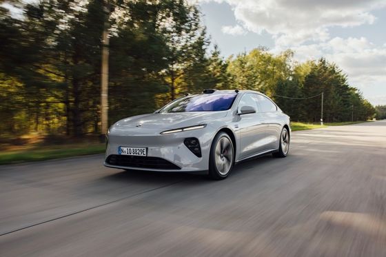 مركبات الطاقة الجديدة 2024 Nio ET7 Weilai المركبات الكهربائية 75kwh 200km/h سيارة عالية السرعة