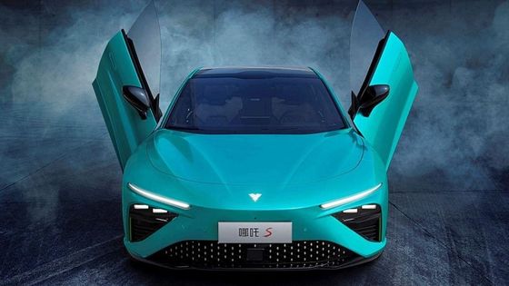 الوكلاء يريدون NETA S 2024 4 أبواب فاستباك سيدان سيارة كهربائية هجينة الطاقة الخروج إلى 231ps 0-100kmph التسارع في 8.6s