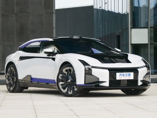 سيارات الدفع الرباعي الكهربائية النقية Hiphi Y 560km RWD Pioneer Edition مع 0.63h شحن سريع 190km/h السرعة القصوى 336PSmotorpower سيارة نيو إيف