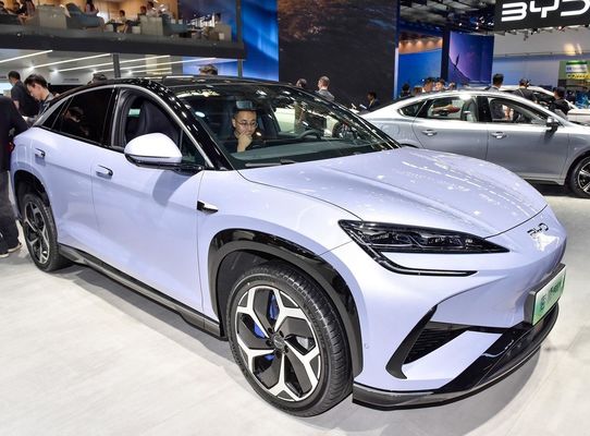 السيارة الكهربائية الجديدة BYD Sea lion 07 مع بنية BYD e-platform 3.0 EV 210km/h سرعة قصوى و 231P.s طاقة المحرك