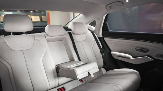 سيارة هجينة جديدة 2024 BYD Qin L Dm-i 1.5T 101PS.L4 محرك مع 218PS طاقة المحرك الكهربائي 180km / h السرعة القصوى