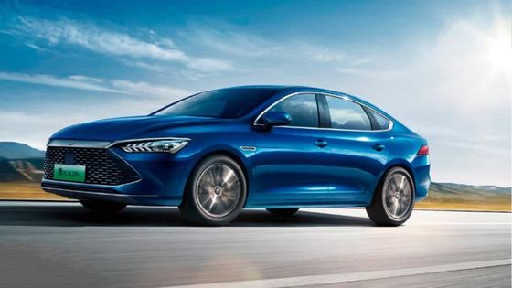سيارة هجينة جديدة 2024 BYD Qin L Dm-i 1.5T 101PS.L4 محرك مع 218PS طاقة المحرك الكهربائي 180km / h السرعة القصوى