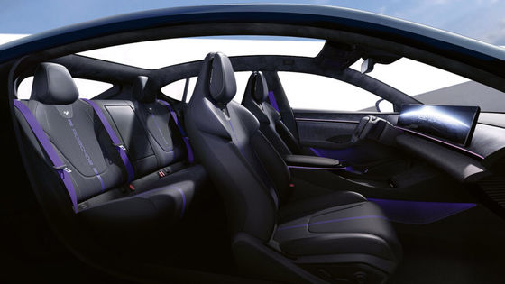 مبيعات مسبقة Geely& Baidu العلامة التجارية المشتركة Jiyue07 سيارة كهربائية نقية بمحرك 200kw/271P.s قوة محرك 2WD محرك القيادة 4 باب/5 مقاعد