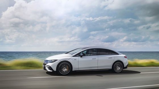 مركبة كهربائية فائقة المدى مرسيدس بنز EQE AMG 53 4MATIC + مع 460kw/625P.s قوة المحرك 220km/h السرعة القصوى