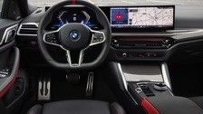 سيارة كهربائية نقية عالية الأداء مدى 450 كم BMW i4 تسارع 0-100 كم / ساعة عند 3.9s 225 كم / ساعة السرعة القصوى 400 كيلوواط قوة