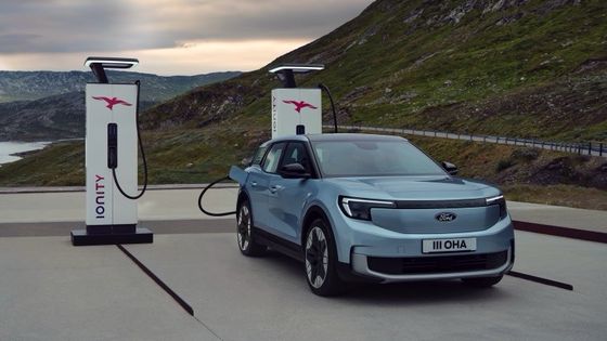 جاهز للذهاب الكهربائية النقية كروسوفر فورد إكسبلورر AWD مع 532km WLTP 250kw / 340P.s محرك القوة وسرعة قصوى 180km / h