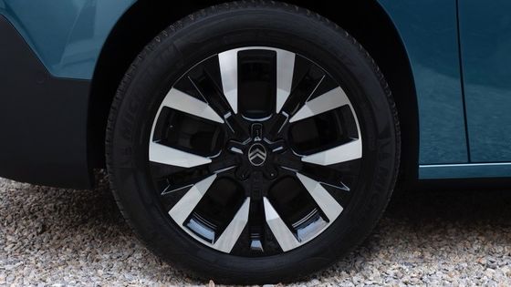 سيارة جديدة كهربائية 339 كم نطاق 52 كيلوواط مع بطارية 100 كيلوواط