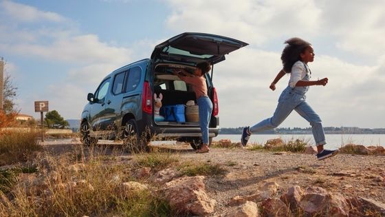 سيارة جديدة كهربائية 339 كم نطاق 52 كيلوواط مع بطارية 100 كيلوواط