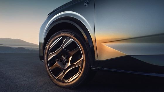 مبيعات مسبقة 2024 بيجو E-5008 SUV 500 كم المدى 326 حصان (240 كيلوواط) محرك مزدوج AWD مركبة كهربائية نقية