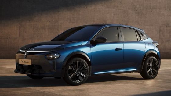 السيارة الكهربائية الأولى من "لانشيا إيبسيلون" المحدودة بمحرك مقعد في الأمام لـ 154 حصان و 260 نايتومتر