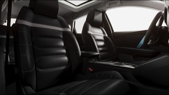 قيادة لائقة سيترون E-C4 مع 115 كيلوواط (156 حصان) قوة في 150 كم / ساعة السرعة القصوى 54 كيلوواط بطارية ليثيوم أيون