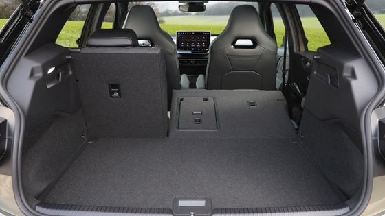 سيارة الكهرباء الكلاسيكية والأحدث فولكسفاغن ID 3 PRO WLTP 434km المدى 150kw ((204P.s) طاقة المحرك7.6sec التسارع 0-100km/h