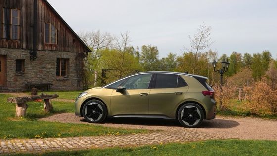 سيارة الكهرباء الكلاسيكية والأحدث فولكسفاغن ID 3 PRO WLTP 434km المدى 150kw ((204P.s) طاقة المحرك7.6sec التسارع 0-100km/h