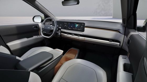 قادمة قريباً كيا EV3 2024 58.3 كيلوواط بطارية 410 كم مدى 150 كيلوواط / 204Ps طاقة المحرك 283N.m عزم ناقل كهربائي نقي