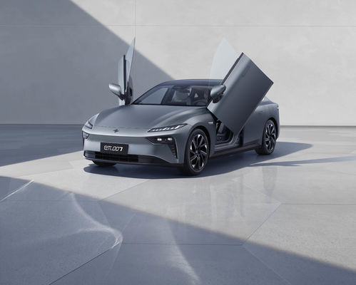 2024 قوية Dongfeng Eπ 007 200Pro EREV 200km CLTC 160kw محرك قوة 310N.m عزم دوران مع 7.2s 0-100km / h التسارع