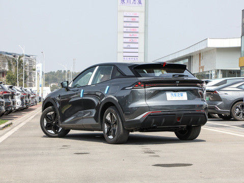 أحدث نظام هواوي DEEPAL S07 2024 EREV مع 121km CLTC0.5h وقت الشحن السريع 175kW أقصى طاقة 320N.m عزم