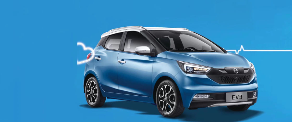 100km / h سريع السرعة سيارة كهربائية JMC EV3 الطاقة الجديدة EV سيارة سيدان 302km NEDC