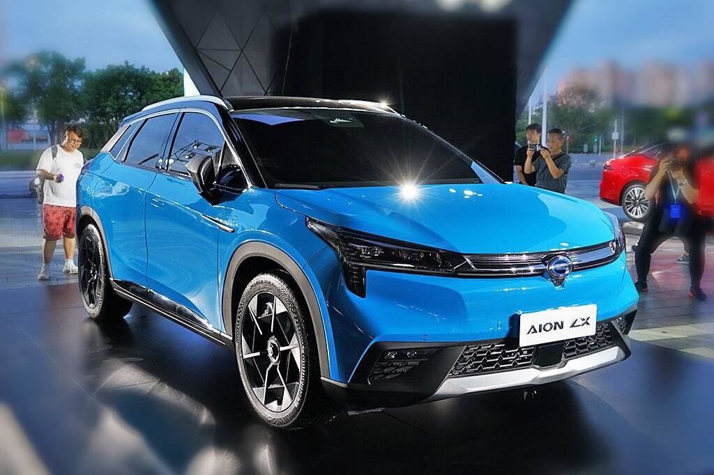 110km / H GAC AION Electric Car 5 Doors 5 Seater Sedan Car Lithium Ion Battery