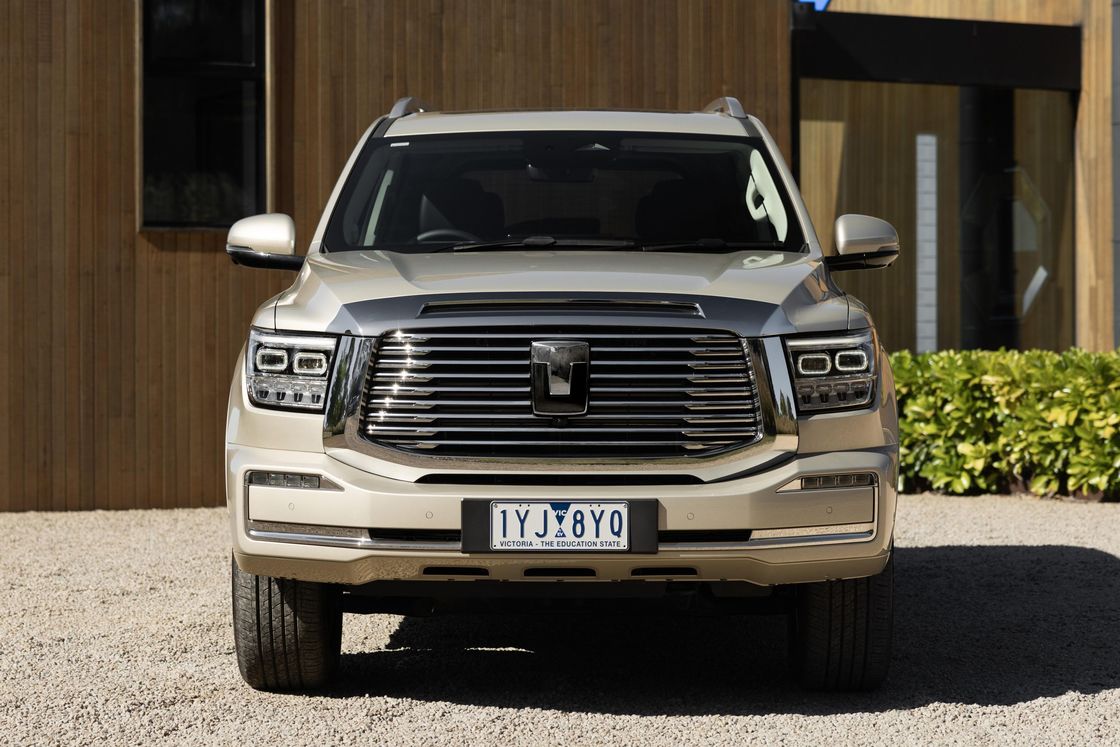 سيارة طاقة جديدة 2023 TANK 500 PHEV AWD نظام القيادة سرعة قصوى 180 كم / ساعة مع 6.9 ثانية 0-100تسارع