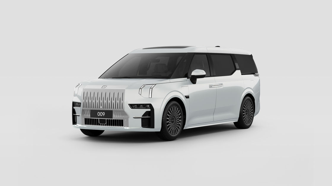 زيكر 009 الكهربائية النقية الفاخرة MPV إعادة تعريف توقعاتك من MPVS 140kwh بطارية 822km CLTC النطاق 0-100km / h في 4.5s